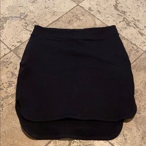 Lululemon black skirt
